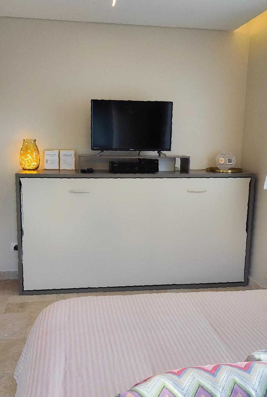 Studio Climatise, Terrasse, Parking Prive, 50M De La Plage Saint-Tropez Exterior photo