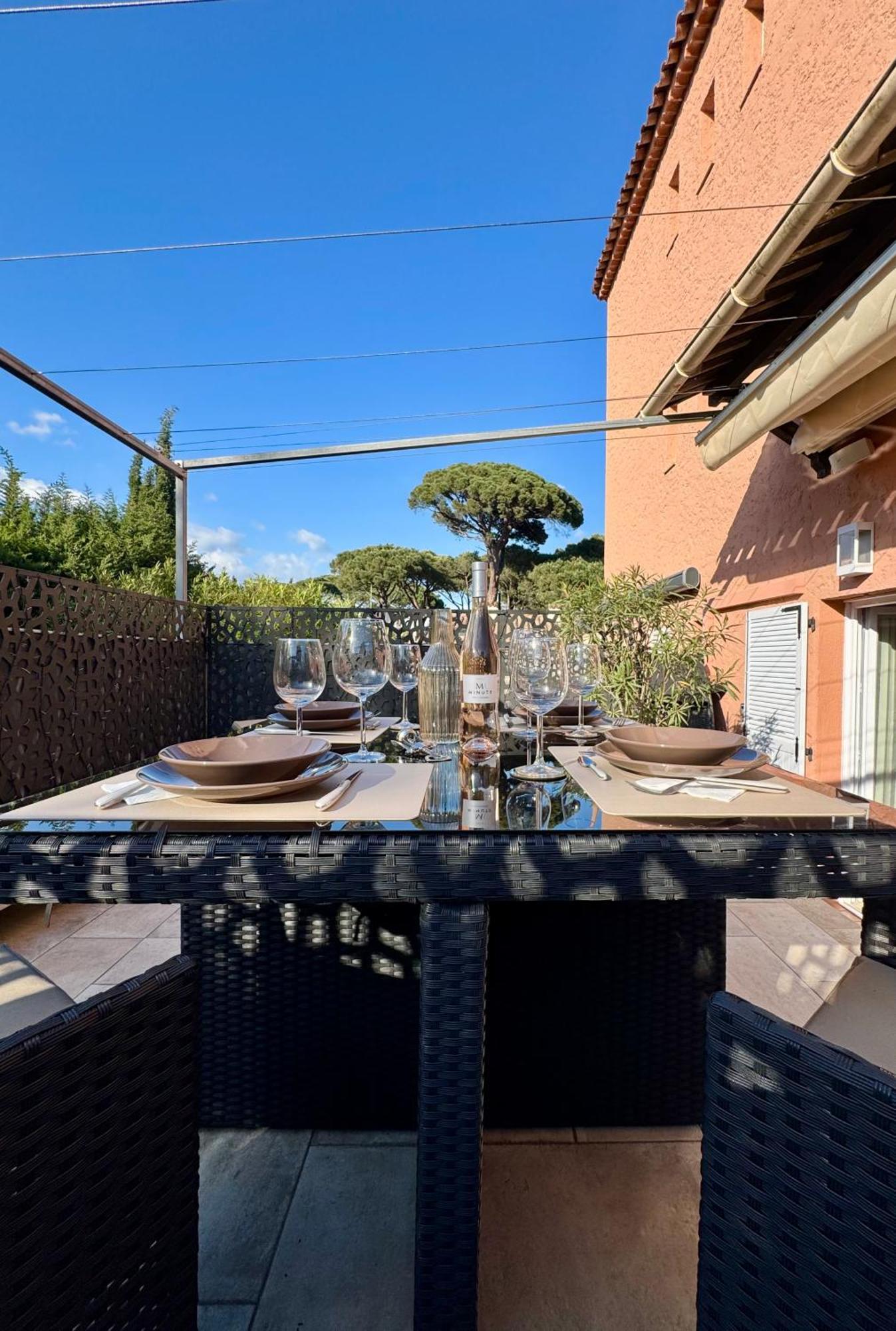 Studio Climatise, Terrasse, Parking Prive, 50M De La Plage Saint-Tropez Exterior photo